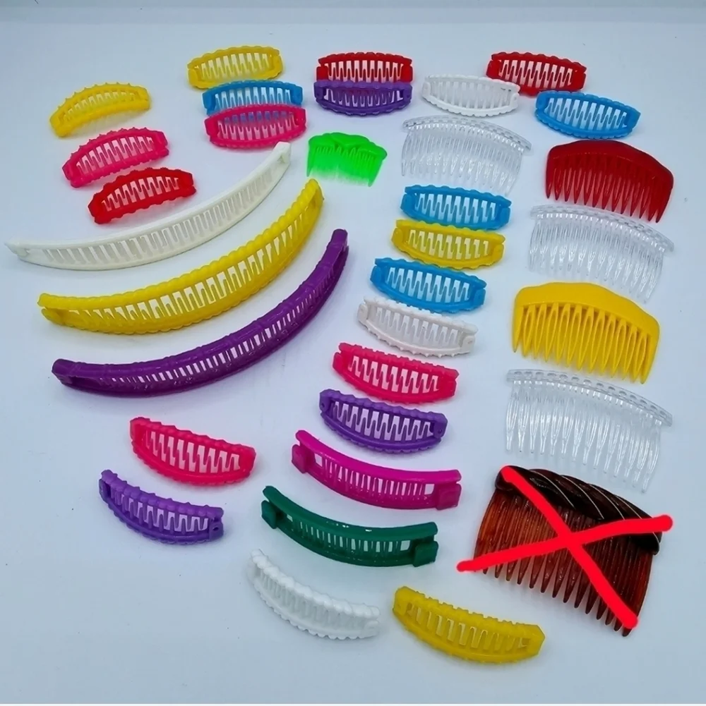 Vintage Banana Clips and Hair Pieces - Lot of 32